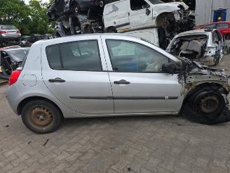 Renault Clio Clio III (BR/CR), Hatchback, 2005 / 2014 1.2 16V 75 picture 7