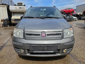 Vrakbiler auto Fiat Panda Panda (169), Hatchback, 2003 / 2013 1.2, Classic 2010/5
