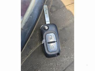 Renault Clio Clio III (BR/CR), Hatchback, 2005 / 2014 1.2 16V 75 picture 24