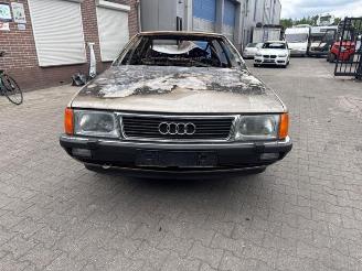 Sloopauto Audi 100 100 (C3), Sedan, 1982 / 1991 2.2 CS,CD 1986/1