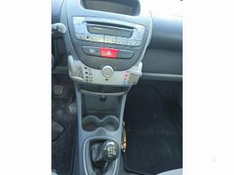 Peugeot 107 107, Hatchback, 2005 / 2014 1.0 12V picture 6