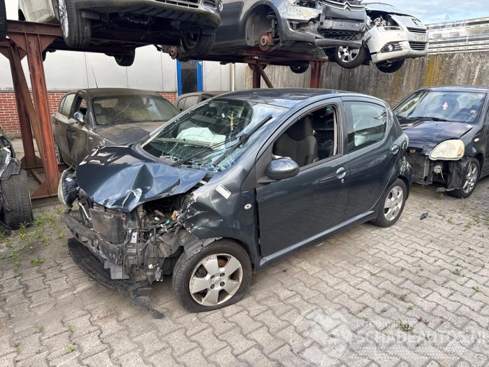 Toyota Aygo Aygo (B10), Hatchback, 2005 / 2014 1.0 12V VVT-i