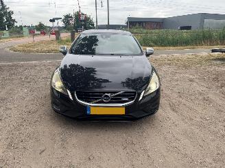 skadebil auto Volvo V-60 1.6 T4 2012/5