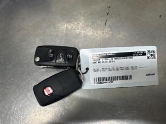 Uttjänta bilar auto Seat Mii Mii, Hatchback, 2011 1.0 12V 2015/11