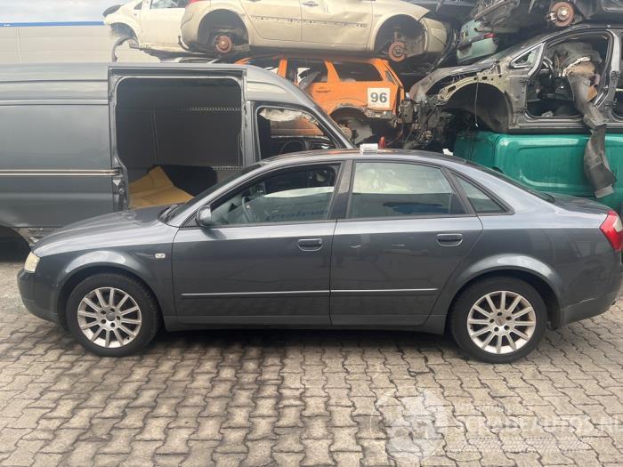 Audi A4 A4 (B6), Sedan, 2000 / 2005 2.0 FSI 16V
