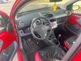Peugeot 107 107, Hatchback, 2005 / 2014 1.0 12V picture 5