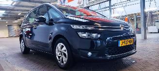 Schadeauto Citroën C4-picasso Diesel hybride 2015/8