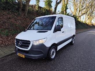 krockskadad bil bedrijf Mercedes Sprinter SPRINTER 314 CDI AIRCO 2018/12