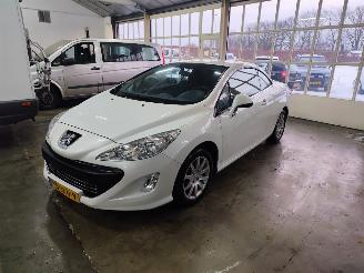 Vaurioauto  passenger cars Peugeot 308 308 CABRIO PARLEMOER 2009/1