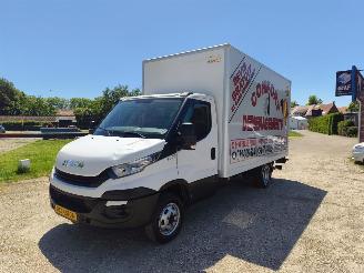 krockskadad bil bedrijf Iveco Daily 35C16 AIRCO MTM 3500 KG 2016/12