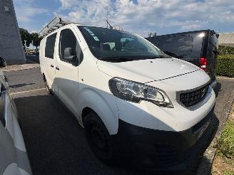 krockskadad bil bedrijf Citroën Jumpy 2.0 lang dubbele cabine airco navi 2019/6