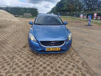 Volvo V-40 2.0 diesel airco picture 2