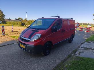 krockskadad bil bedrijf Opel Vivaro Vivaro 2.0 airco 2011/6