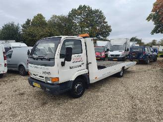 Nissan Cabstar CABSTAR OPRIJWAGEN MTM 3500 KG !!! picture 1