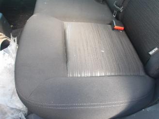 Peugeot 208  picture 26