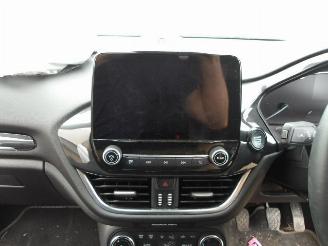 Ford Fiesta  picture 37