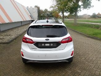 Ford Fiesta  picture 6