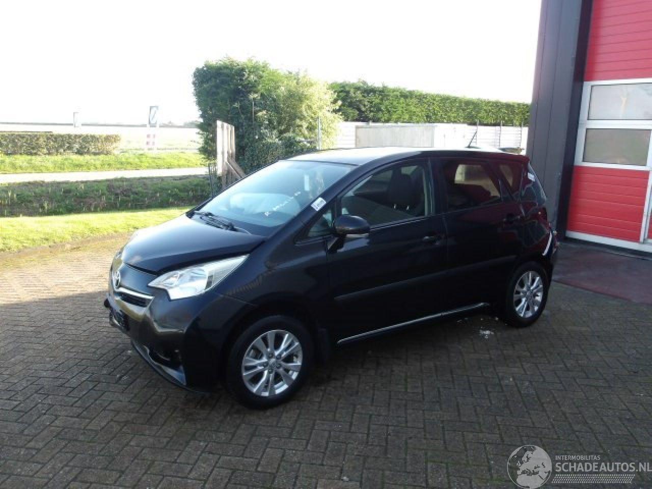 Toyota Verso S 