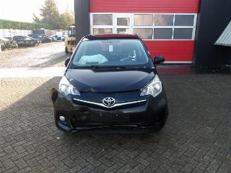 Toyota Verso S  picture 2