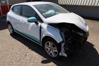 rozbiórka samochody osobowe Renault Clio Clio V (RJAB), Hatchback 5-drs, 2019 1.0 TCe 100 12V Bi-Fuel 2022/5