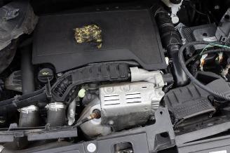 Peugeot 3008 3008 II (M4/MC/MJ/MR), MPV, 2016 1.2 12V e-THP PureTech 130 picture 11