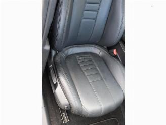 Peugeot 308 308 (L3/L8/LB/LH/LP), Hatchback 5-drs, 2013 / 2021 1.6 BlueHDi 120 picture 32