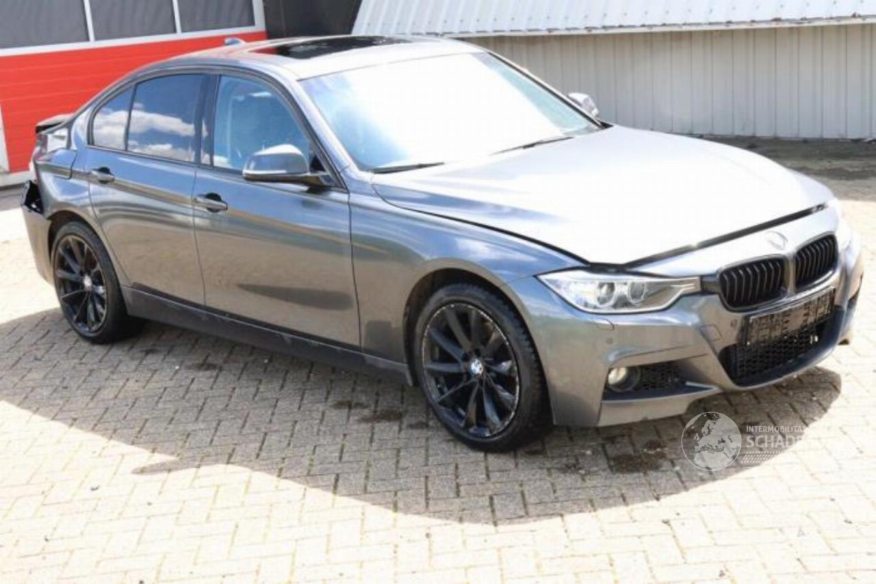 BMW 3-serie 3 serie (F30), Sedan, 2011 / 2018 320d 2.0 16V EfficientDynamicsEdition