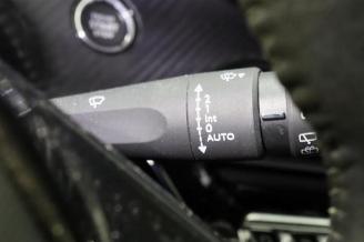 Peugeot 208 208 II (UB/UH/UP), Hatchback 5-drs, 2019 1.2 Vti 12V PureTech 100 picture 22