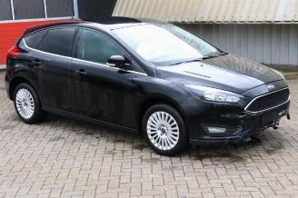 Uttjänta bilar auto Ford Focus Focus 3, Hatchback, 2010 / 2020 1.0 Ti-VCT EcoBoost 12V 100 2017/6