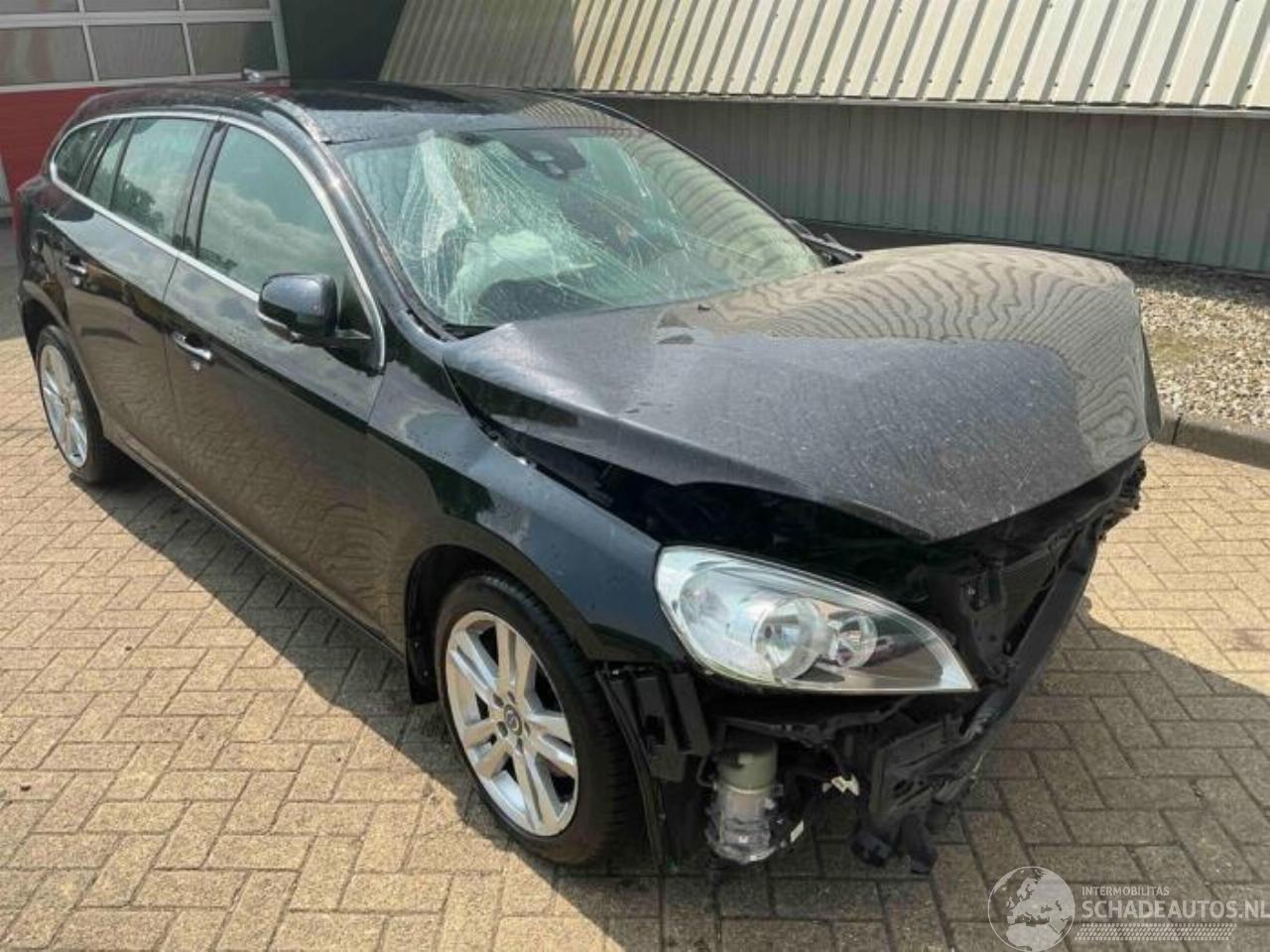 Volvo V-60 V60 I (FW/GW), Combi, 2010 / 2018 1.6 T3 16V