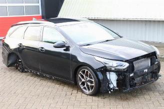 disassembly passenger cars Kia Cee d Ceed Sportswagon (CDF), Combi 5-drs, 2018 1.5 T-GDI 16V Eco-Dynamics+ 2022/1