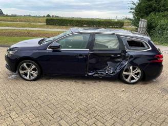 Peugeot 308 308 SW (L4/L9/LC/LJ/LR), Combi 5-drs, 2014 / 2021 1.2 12V e-THP PureTech 130 picture 6