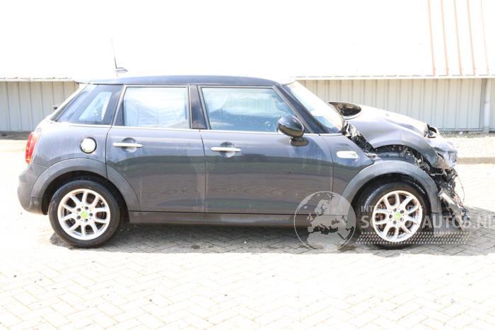 Mini Mini Mini (F55), Hatchback 5-drs, 2013 2.0 16V Cooper S