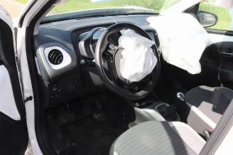 Toyota Aygo Aygo (B40), Hatchback, 2014 1.0 12V VVT-i picture 11