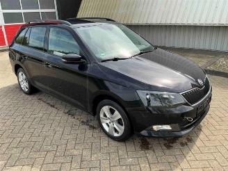 krockskadad bil auto Skoda Fabia Fabia III Combi (NJ5), Combi 5-drs, 2014 / 2022 1.4 TDI 16V 90 Greentech 2017/2