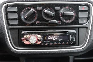 Volkswagen Up! Up! (121), Hatchback, 2011 1.0 12V 60 picture 14