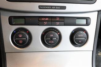 Volkswagen Passat Passat Variant (3C5), Combi, 2005 / 2010 2.0 TDI 140 picture 19