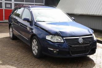Coche siniestrado Volkswagen Passat Passat Variant (3C5), Combi, 2005 / 2010 2.0 TDI 140 2008/1
