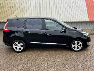 Dezmembrări autoturisme Renault Scenic Scenic III (JZ), MPV, 2009 / 2016 1.6 Energy dCi 130 2012/5