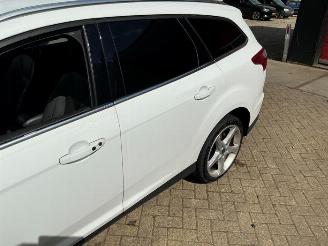 Ford Focus Focus 3 Wagon, Combi, 2010 / 2020 1.0 Ti-VCT EcoBoost 12V 125 picture 27