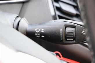 Ford Fiesta Fiesta 6 (JA8), Hatchback, 2008 / 2018 1.0 EcoBoost 12V 100 picture 19