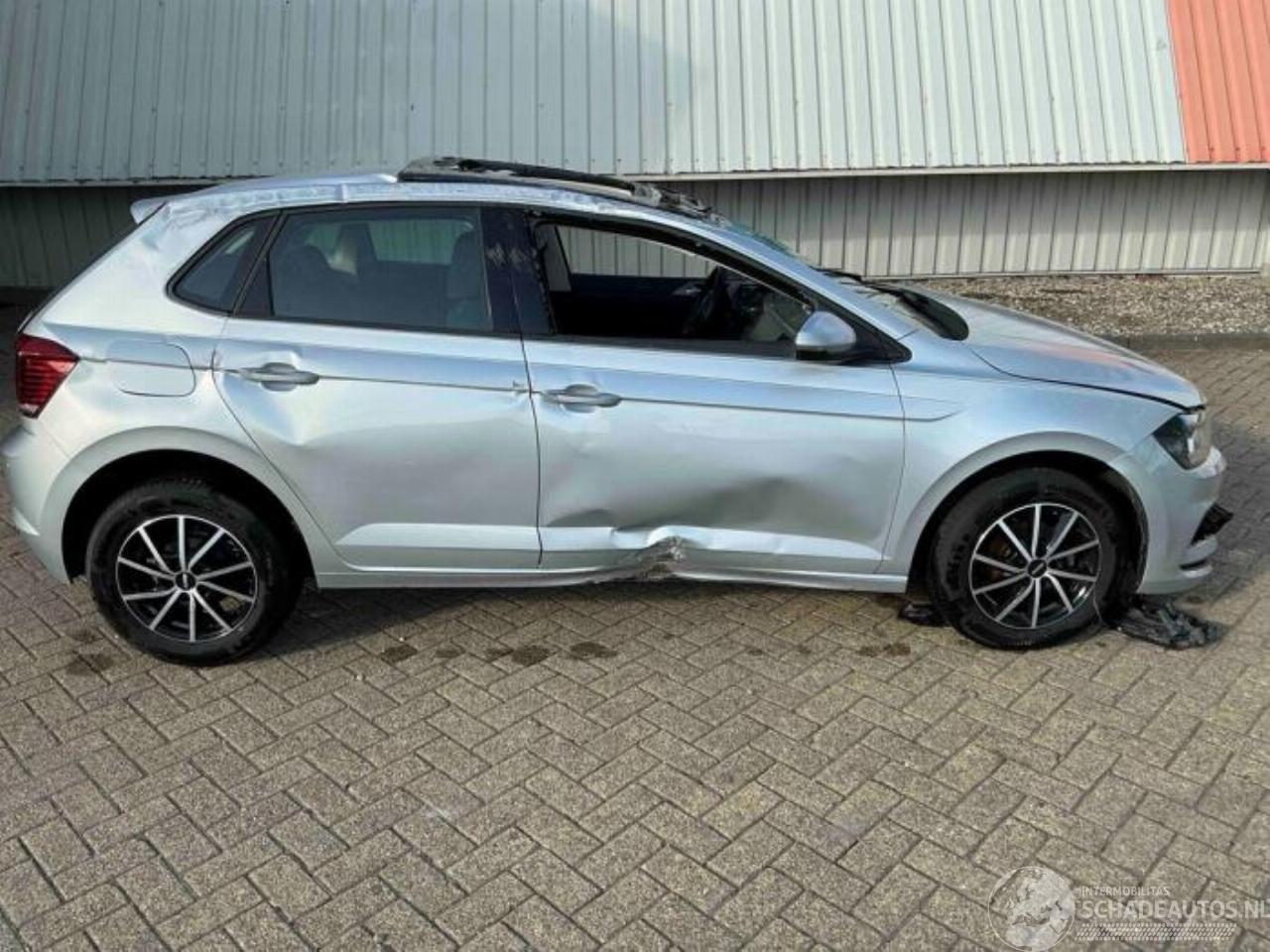 Volkswagen Polo Polo VI (AW1), Hatchback 5-drs, 2017 1.0 MPI 12V