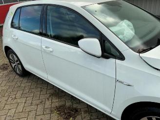 Volkswagen e-Golf Golf VII (AUA), Hatchback, 2012 / 2021 e-Golf picture 33