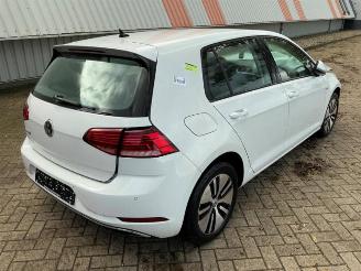 Volkswagen e-Golf Golf VII (AUA), Hatchback, 2012 / 2021 e-Golf picture 3