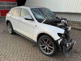 Vrakbiler auto Alfa Romeo Stelvio Stelvio (949), SUV, 2017 2.0 T 16V Q4 2018/3