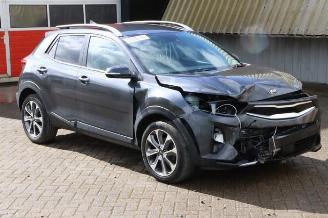 Vrakbiler auto Kia Stonic Stonic (YB), SUV, 2017 1.0i T-GDi 12V 2018/4