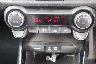 Kia Stonic Stonic (YB), SUV, 2017 1.0i T-GDi 12V picture 23