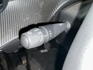 Peugeot 2008 2008 (UD/UK/UR/US/UX), MPV, 2019 1.2 VTi 12V PureTech 100 picture 18