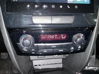 Suzuki Vitara Vitara (LY/MY), SUV, 2015 1.4 Booster Jet Turbo 16V SHVS picture 14