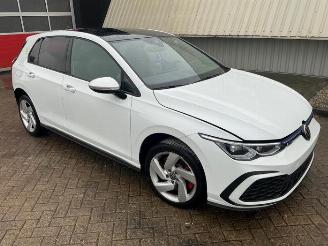 Vrakbiler auto Volkswagen Golf Golf VIII (CD1), Hatchback, 2019 1.4 GTE 16V 2021/10
